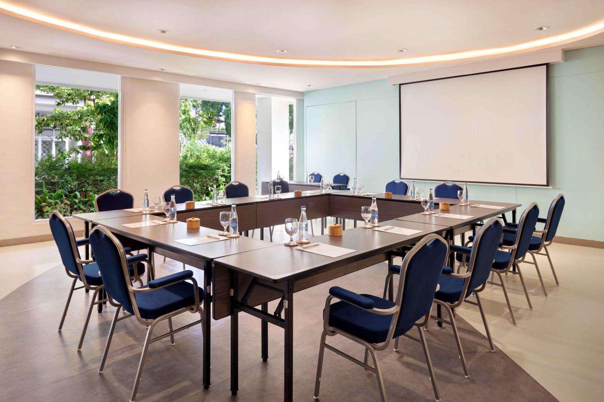Grand Mercure Bali Hotel 5*