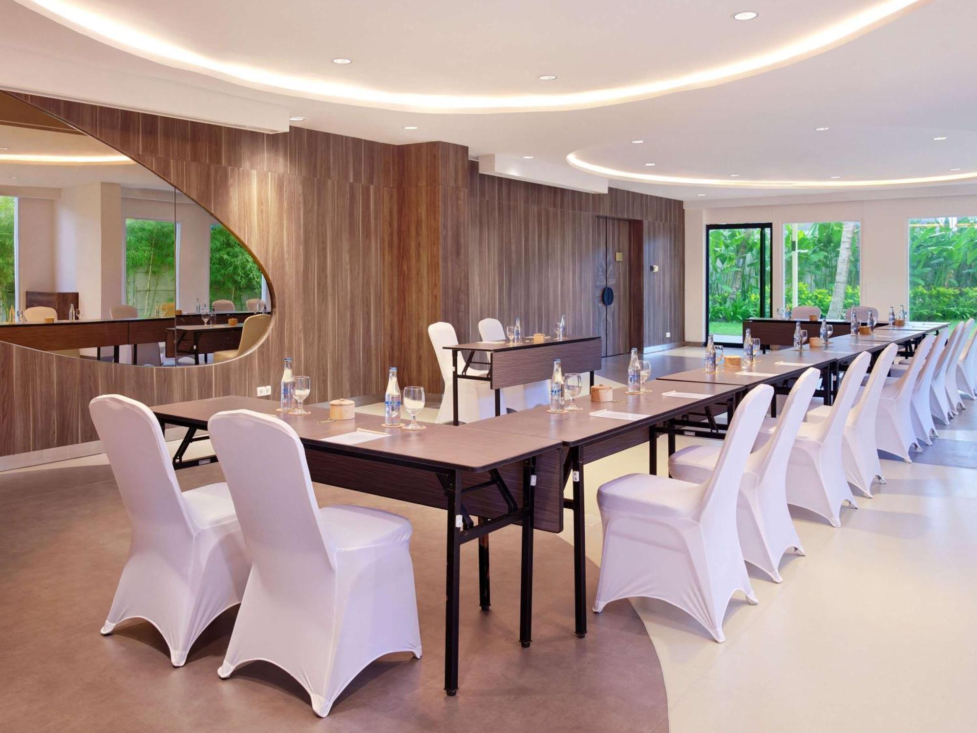 Hotel Grand Mercure Bali 5*